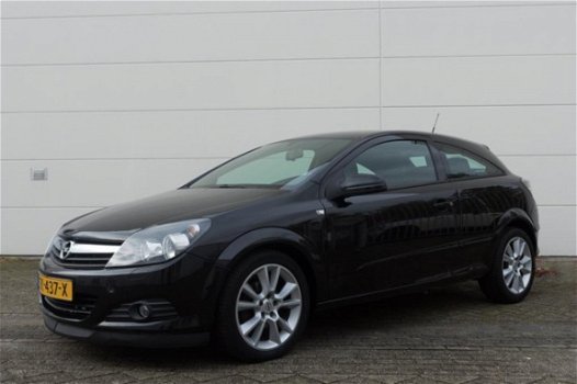 Opel Astra GTC - 1.6 16v Sport Automaat | LEDER|TEL| - 1