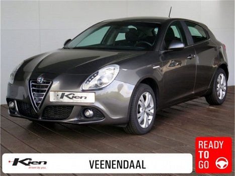 Alfa Romeo Giulietta - 1.4 T Distinctive Lusso | Navigatie | Climate control - 1