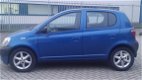 Toyota Yaris - 1.0-16V VVT-i YORIN 5 Deurs - 1 - Thumbnail