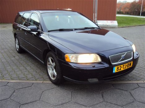 Volvo V70 - 2.4 D5 Edition II automaat Summum geartronic - 1