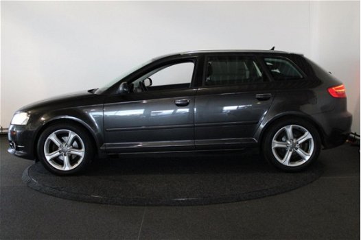 Audi A3 Sportback - 2.0 TDI Attraction Pro Line Business - 1