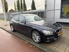 BMW 3-serie - 320d Efficient Dynamics Edition Luxury Line Xenon Camera