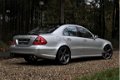 Mercedes-Benz E-klasse - 55 AMG PANO/DISTRONIC/LUCHTVERING/KEYLESS FULL OPTIONS - 1 - Thumbnail