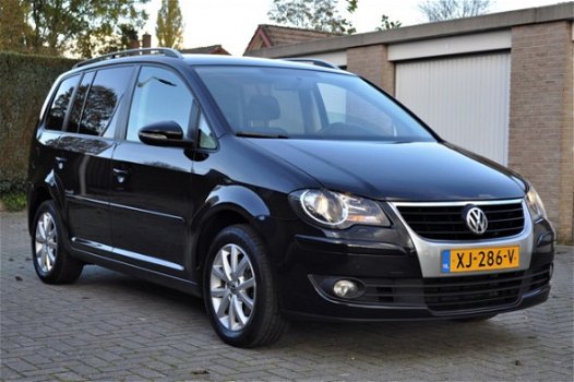 Volkswagen Touran - 1.4 TSI Trendline '7 PERSOONS, AIRCO, CRUISE CONTR, NAVI, NW OH-BEURT' - 1