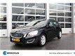 Volvo V60 - 1.6t T3 150pk Kinetic | Leder / Navigatie / Trekhaak - 1 - Thumbnail