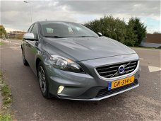 Volvo V40 - 2.0 D2 R-Design Business 70000KM NAVI CLIMA