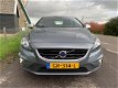 Volvo V40 - 2.0 D2 R-Design Business 70000KM NAVI CLIMA - 1 - Thumbnail