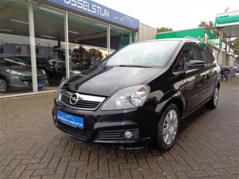 Opel Zafira - 1.8 Temptation 7 Pers./ Cilmate / Cruise Control - 1