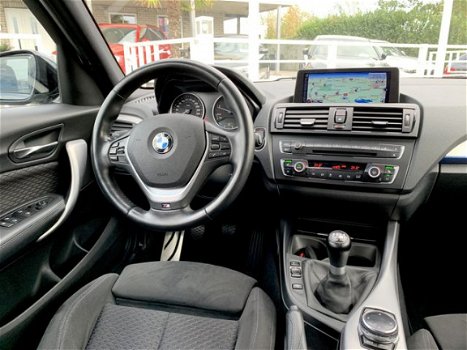 BMW 1-serie - 120D M-Sport Glasdak Navi-prof Stoelverw Xenon Grootlichtass 18inch Vol - 1