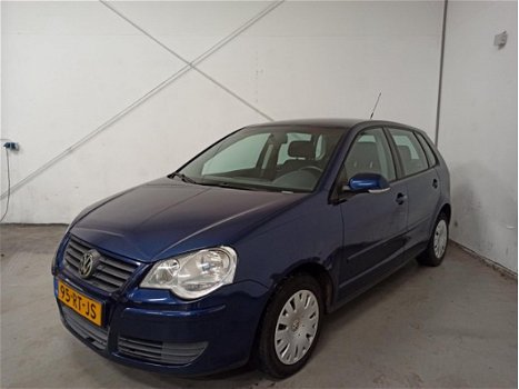 Volkswagen Polo - 1.2-12V Optive - 1