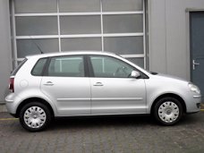 Volkswagen Polo - 1.2-12V Optive 5 Deurs Airco