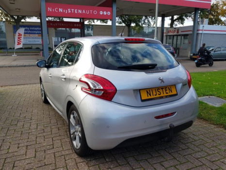 Peugeot 208 - 1.2 PURETECH ALLURE , NAVI, CLIMATE CONTROLE, - 1