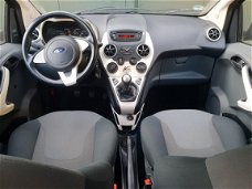 Ford Ka - 1.2 Titanium MET AIRCO EN 2 JAAR APK