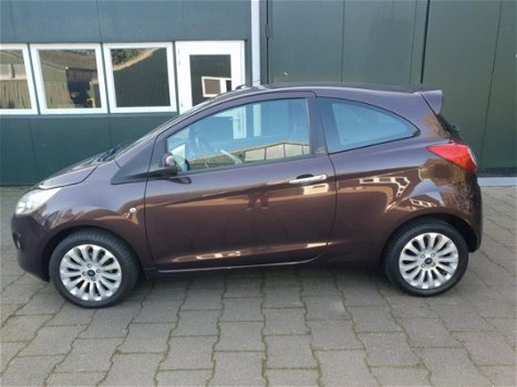 Ford Ka - 1.2 Titanium MET AIRCO EN 2 JAAR APK - 1