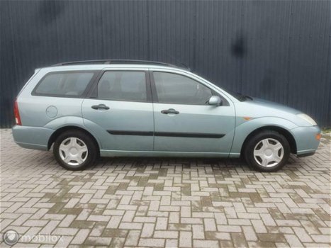 Ford Focus Wagon - 1.6-16V Airco NAP NW APK - 1