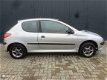 Peugeot 206 - 1.9 XRD ZUINIG RIJDEN Trekhaak APK 26-08-2020 - 1 - Thumbnail