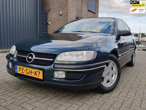 Opel Omega - 2.0i-16V Touring Youngtimer / AIRCO / APK / NAP - 1