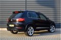 Volkswagen Tiguan - 1.4 TSI R-line Edition I Panoramadak I Xenon - Led | Trekhaak | Navi | Clima - 1 - Thumbnail