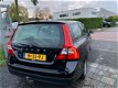 Volvo V70 - 2.4 D5 Kinetic | AUTOMAAT | NAVI | LEDEREN BEKLEDING | AIRCO - 1 - Thumbnail