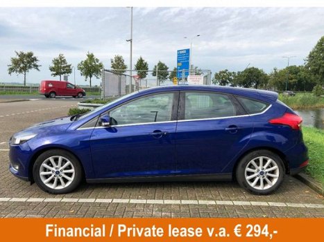 Ford Focus - 1.5 TDCI Titanium Automaat, Navi, Clima, AppConn, Licht metaal - 1