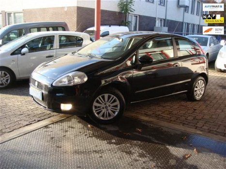 Fiat Grande Punto - 1.4 Edizione Blue & Me /automaat/APK/NAP - 1