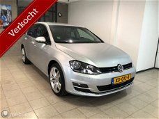 Volkswagen Golf - 1.2 TSI 110PK Highline Half Leder/Massage/Navi/PDC