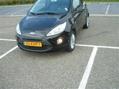 Ford Ka - 1.2 Titanium zwart metallic met lichtgewicht velgen - 1