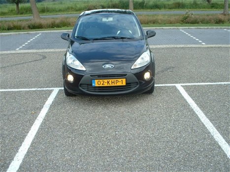 Ford Ka - 1.2 Titanium zwart metallic met lichtgewicht velgen - 1