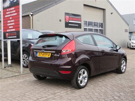 Ford Fiesta - 1.3i16v Titanium Airco - 1