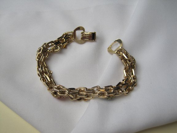 Armband Celebrity NY goudkleurig hartjes en gekleurde glas cabochons 19.3 cm. - Afbeelding 4