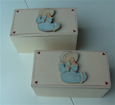 OUD KISTJE BABY JEWELRY BOX 15 CM NIEUW - 1