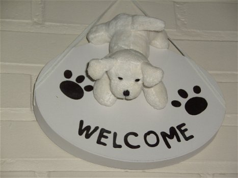 WANDDECORATIE MET PLUCHE HOND WELCOME WIT 32 STUKS Appletree - 1