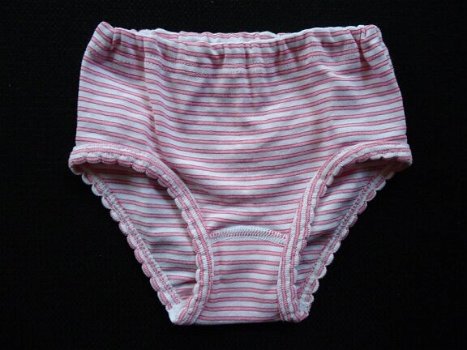 BEEREN Bodywear!! Meisjes slip (MAARTJE) maat 128 - 3