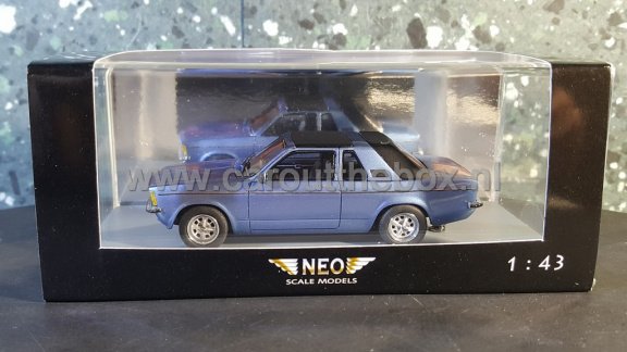 Opel Kadett Aero gesloten blauw 1:43 Neo - 4