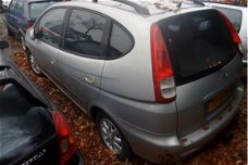 Daewoo Tacuma - 2.0 Class en een van 2005 kleur zwart 595,