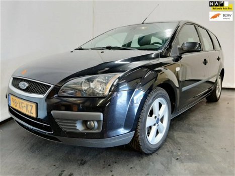 Ford Focus Wagon - 1.6 TDCI Futura Airco Trekhaak SCHADE - 1