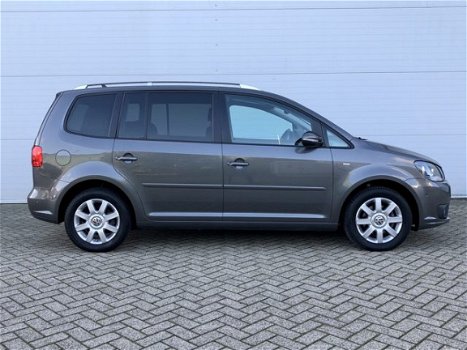 Volkswagen Touran - 1.2TSi Cup RIJKLAAR 100% onderhouden automatische airco, full map navigatie rns3 - 1