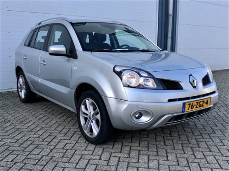 Renault Koleos - 2.0 dCi Dynamique Luxe 4WD RIJKLAAR trekhaak, automatische airco, full map navigati - 1