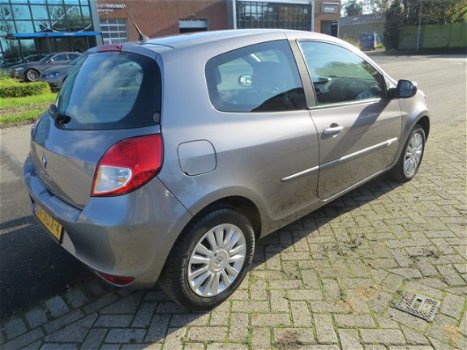 Renault Clio - 1.2 TCe Collection AIRCO-PARKEERHULP-NWE APK - 1