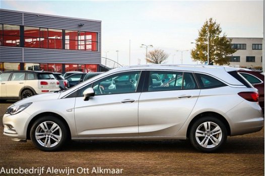 Opel Astra Sports Tourer - 1.4 Innovation , OPC Line Pack, Navi, Apple Carplay/Android Auto, Keyless - 1