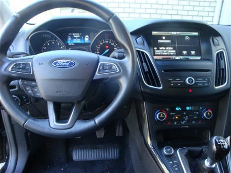 Ford Focus - 1.5 EcoBoost 180 PK Titanium - 1