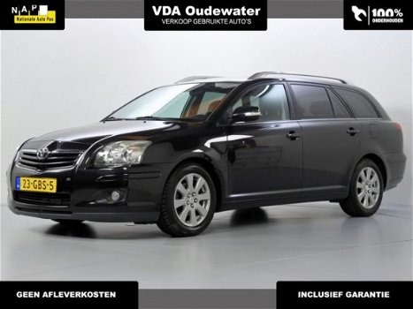 Toyota Avensis Wagon - 1.8 VVTi Luna Leder Trekhaak 13p - 1