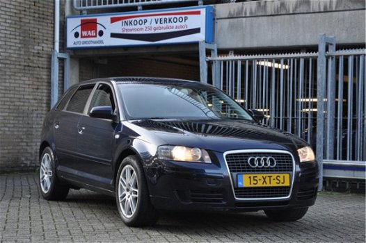 Audi A3 Sportback - 1.8 TFSI Ambiente - 1