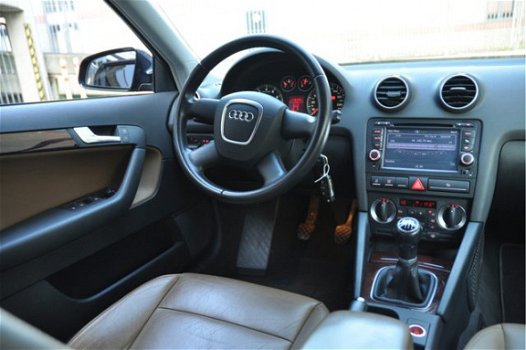 Audi A3 Sportback - 1.8 TFSI Ambiente - 1