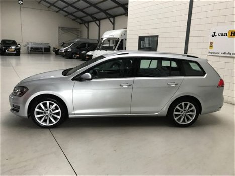 Volkswagen Golf Variant - 1.6 TDI Business Edition Connected R KEY LES / NAVI / DAB RADIO / ECC / LM - 1