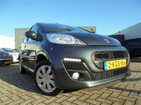 Peugeot 107 - 1.0 Active Airco. Elek. Pakket. 5-Deurs. APK 04-2021 - 1