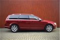 Volvo V70 - 2.5 FT-231PK-Automaat-Summum-DVD Schermen-Trekhaak - 1 - Thumbnail