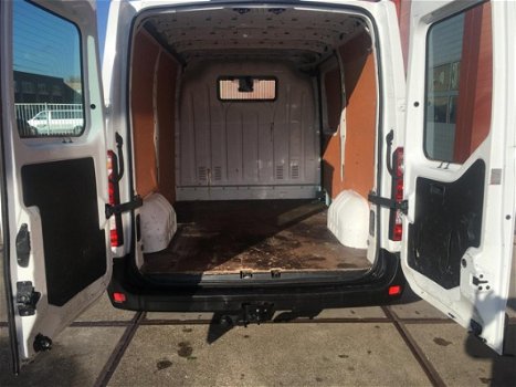 Renault Master - T28 2.3 dCi L1H1 - 1