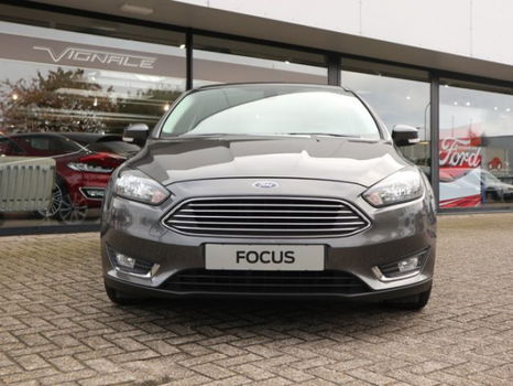 Ford Focus - 1.5 Titanium Edition 150pk 5-drs met navigatie - 1