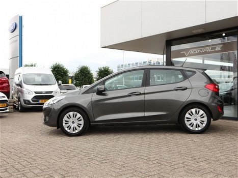 Ford Fiesta - 1.1 Trend met Cruise control PDC achter - 1